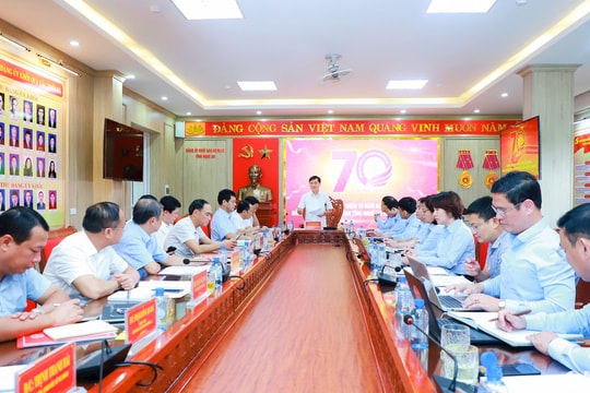 Bí thư Tỉnh ủy Nghệ An Thái Thanh Quý làm việc với Đảng ủy Khối Các cơ quan tỉnh