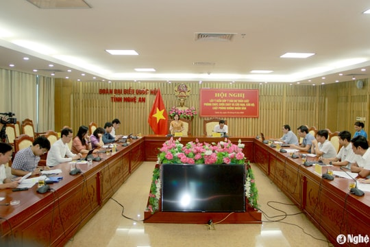 Đoàn Đại biểu Quốc hội tỉnh Nghệ An lấy ý kiến góp ý vào dự thảo Luật Phòng cháy, chữa cháy và cứu nạn, cứu hộ; Luật Phòng không nhân dân