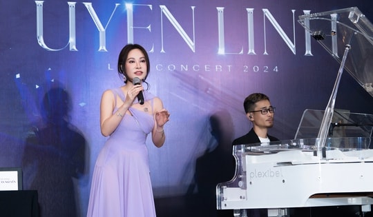 Nhan sắc khác lạ của ca sĩ Uyên Linh