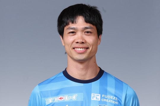 Tiền đạo Công Phượng chia tay Yokohama FC, tìm bến đỗ mới