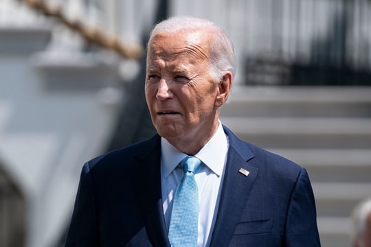 Ông Biden chỉ đạo Mật vụ Mỹ bảo vệ ông Trump