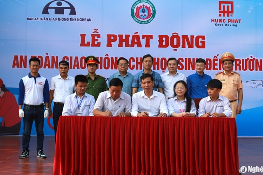 Học sinh vi phạm an toàn giao thông sẽ bị gửi thông báo về trường