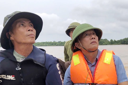 Thuê thợ lặn kiểm tra an toàn cầu Bến Thủy 1