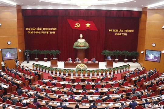 Bộ Chính trị cho ý kiến về Đề án chủ trương đầu tư đường sắt tốc độ cao Bắc-Nam