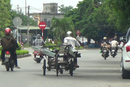 Ẩn họa từ xe chở hàng cồng kềnh