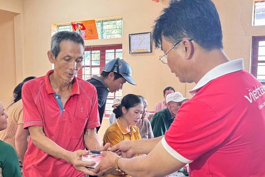 Viettel hỗ trợ chuyển đổi máy 4G miễn phí cho toàn bộ khách hàng