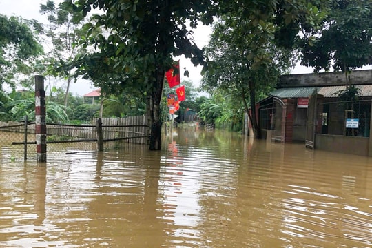 Mưa lớn kéo dài, một số địa phương ở Nam Đàn ngập cục bộ