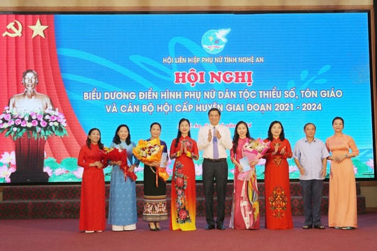 Nghệ An biểu dương 130 hội viên và cán bộ Hội Phụ nữ tiêu biểu