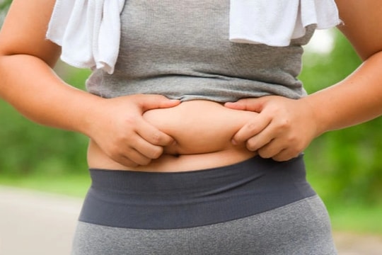 12 thói quen xấu dẫn đến tích mỡ ở bụng