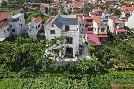 Người được Nhà nước cho thuê đất thu tiền thuê đất hằng năm có được thế chấp tài sản gắn liền với đất tại Ngân hàng?