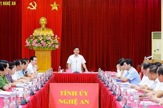 Ban Thường vụ Tỉnh ủy Nghệ An ban hành quy định mới về tiêu chuẩn chức danh, tiêu chí đánh giá cán bộ