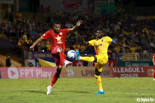 Đối đầu Nhà ĐKVĐ, Sông Lam Nghệ An cần 'một trái tim nóng và cái đầu lạnh'