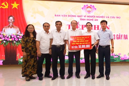 Hội Hỗ trợ gia đình liệt sĩ tỉnh Nghệ An ủng hộ 50 triệu đồng khắc phục hậu quả lũ lụt