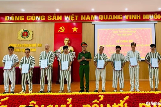 Nghệ An công bố quyết định đặc xá cho 16 phạm nhân