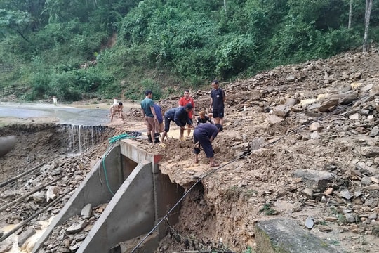 Cảnh báo nguy cơ cao xảy ra lũ quét, sạt lở, sụt lún đất tại Nghệ An