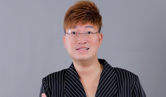 Nhạc sĩ 'Mắt nai cha cha cha': Tôi sống lạc quan sau biến cố tai nạn