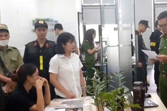 Bắt giám đốc, khám xét khẩn cấp công ty dược quy mô lớn