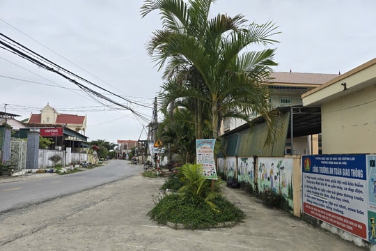 Huyện Quỳnh Lưu phê bình lãnh đạo xã vụ người dân mất nhà, mất đất sau khi đi làm ăn xa về