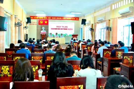 Tập trung tuyên truyền Đại hội Đảng các cấp ngay từ tháng 10/2024