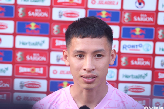 Tiền vệ Hùng Dũng: ''Vào sân mà không nghĩ đến chiến thắng là mình không tôn trọng bóng đá''