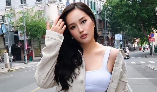 Hoa hậu Mai Phương Thúy xin lỗi vụ livestream