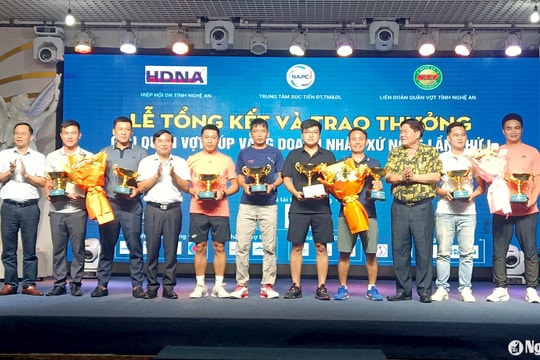Bế mạc và trao giải quần vợt Cúp Vàng doanh nhân xứ Nghệ