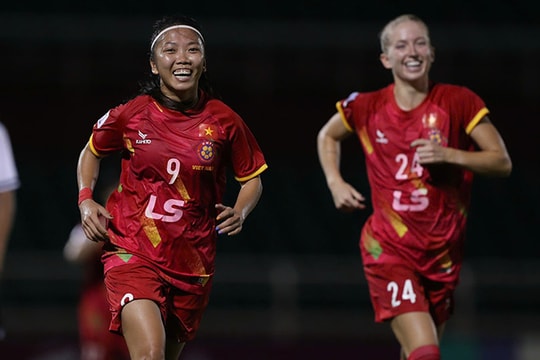 Kết quả TP. HCM 3-1 Taichung Blue Whale: Huỳnh Như ghi 2 bàn trong 2 phút; Sao HAGL từ chối nói về phong cách huấn luyện của HLV Kim Sang Sik