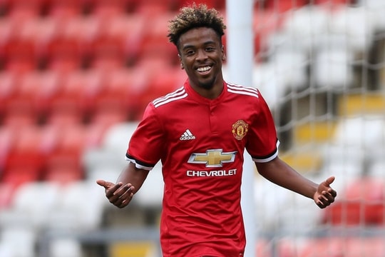 "Ngôi sao thất sủng" của MU thành "hàng hot" Premier League