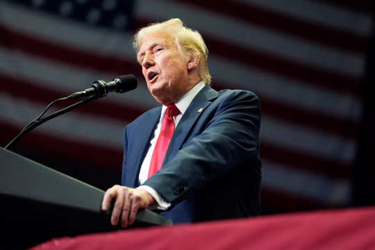 Ông Donald Trump chỉ trích chính quyền Mỹ viện trợ cho nước khác, thay vì phục hồi sau bão Helene