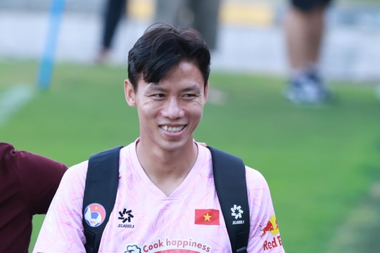 Trung vệ Quế Ngọc Hải mong muốn tuyển Việt Nam vô địch AFF Cup