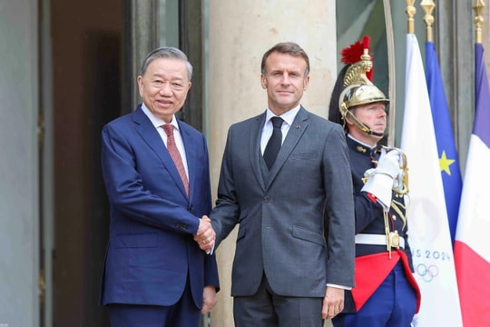 Việt Nam và Pháp nâng cấp quan hệ lên Đối tác chiến lược toàn diện