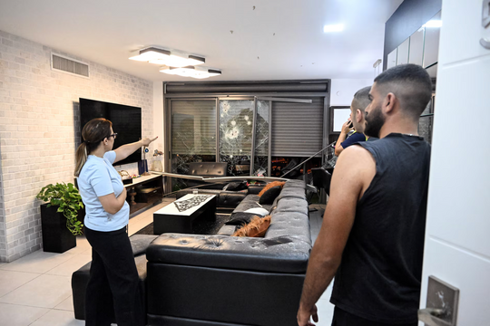 Israel mở thêm chiến dịch trên bộ ở Tây Nam Liban, Iran phát cảnh báo