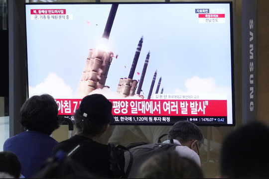 Triều Tiên thử nghiệm đạn pháo cỡ nòng 240mm