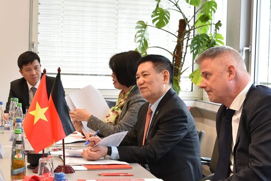 Phó Thủ tướng Hồ Đức Phớc làm việc với Hiệp hội Doanh nghiệp lớn nhất châu Âu - xương sống của nền kinh tế Đức