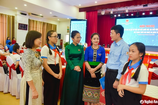 Thanh thiếu nhi Nghệ An phản ánh nhiều vấn đề thiết thực tới đại biểu Quốc hội, đại biểu HĐND tỉnh