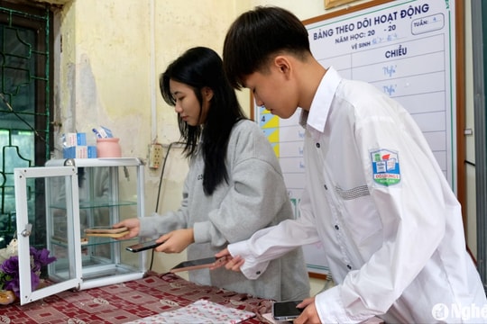 6 giải pháp để trường học Nghệ An nói 'không' với điện thoại trong buổi học