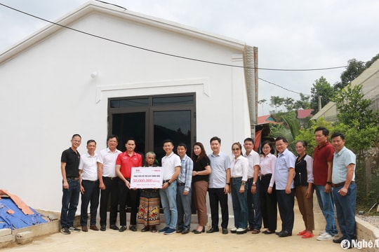 BNI vùng Thanh Nghệ Tĩnh trao hỗ trợ xây nhà cho người dân tại Tương Dương