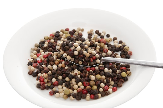 Giá tiêu hôm nay 17/10/2024: Tăng nhẹ 1,000 đồng/kg tại Tây Nguyên