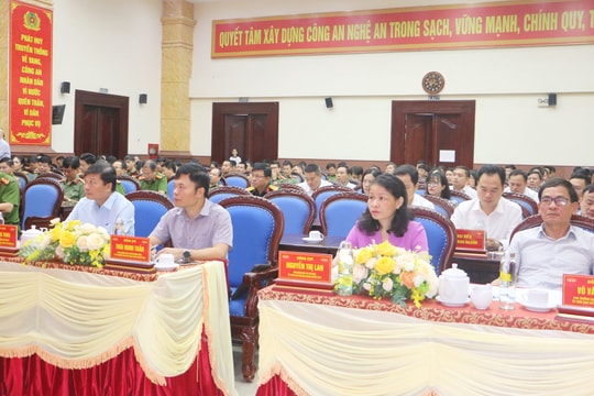 Nâng cao công tác đấu tranh và bảo vệ nhân quyền trong tình hình mới