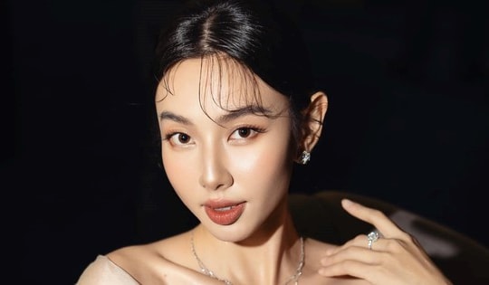 Hoa hậu Thùy Tiên lập vi bằng vụ bị sử dụng hình ảnh trái phép