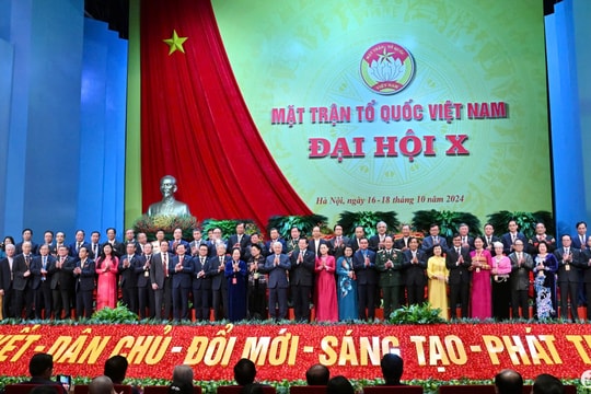 Đồng chí Đỗ Văn Chiến được tín nhiệm cao, hiệp thương cử tiếp tục giữ chức Chủ tịch Ủy ban Trung ương MTTQ Việt Nam