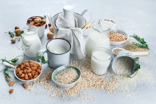 Sữa hạt bổ dưỡng nhưng những người này không nên uống