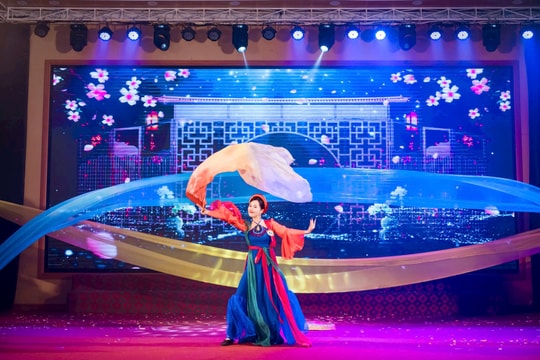 Những hình ảnh ấn tượng tại Hội thi nữ cán bộ công chức, viên chức, lao động duyên dáng và tài năng