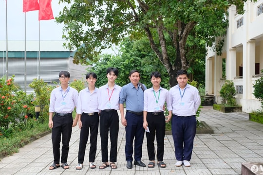 Ngôi trường làng đón 'mùa vui' ở Kỳ thi học sinh giỏi tỉnh