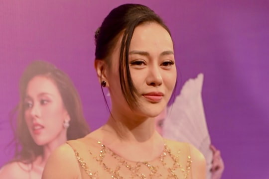 Phương Oanh khoe dáng nóng bỏng, bất ngờ tái xuất gameshow