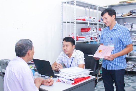 Phương án giải quyết cán bộ dôi dư khi sắp xếp đơn vị hành chính ở Nghệ An giai đoạn 2023-2025