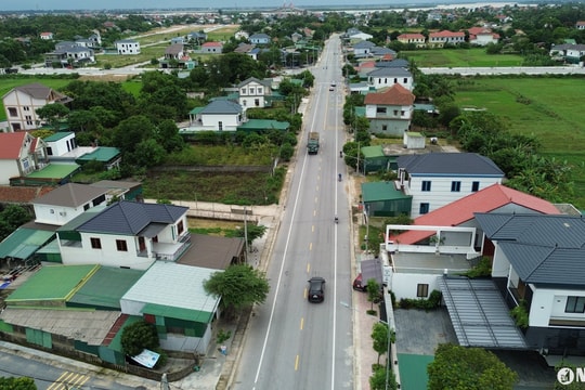 Người dân bị nứt nhà ở Cửa Lò mỏi mòn chờ bồi thường