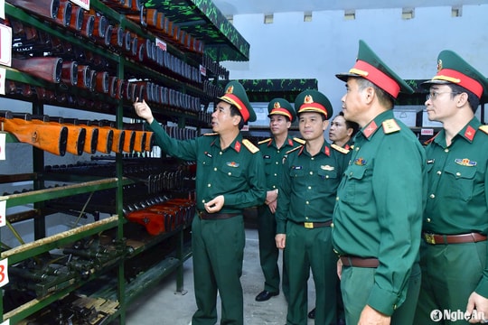 Kiểm tra thực hiện nhiệm vụ quân sự - quốc phòng tại Bộ Chỉ huy Quân sự tỉnh Nghệ An