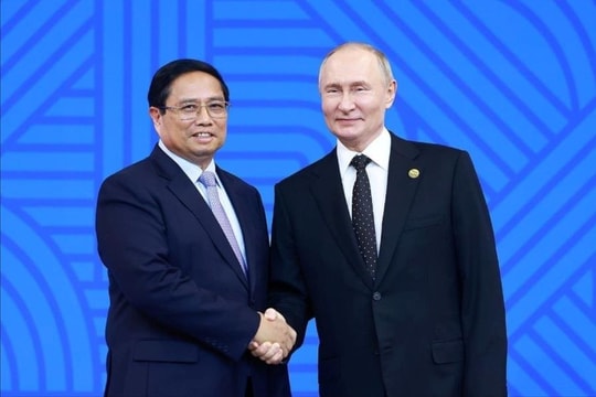 Thủ tướng Phạm Minh Chính dự lễ đón, chiêu đãi do Tổng thống Nga Vladimir Putin chủ trì