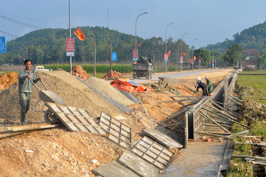 Nghệ An: Tháo các điểm nghẽn đẩy nhanh tiến độ giải ngân vốn đầu tư công năm 2024